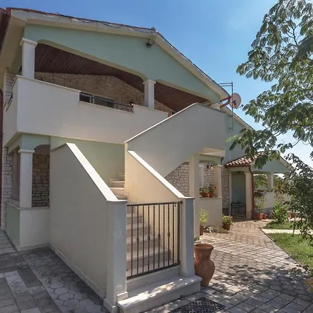 In Pilkovici With Kitchen Apartment Pajkovici