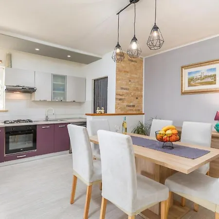In Pilkovici With Kitchen Apartment *